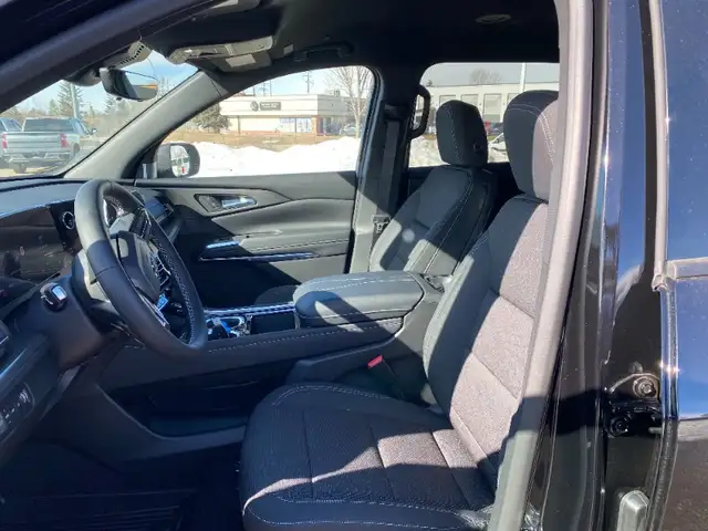 2026 Chevrolet Traverse LT Heated Seats|Heated Steering|7 Passen - Photo 10
