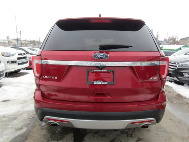 2017 Ford Explorer 4WD 4dr Limited LOADED LEATHER PANO-ROOF - Photo 5