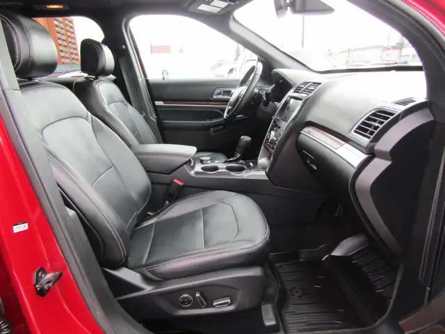 2017 Ford Explorer 4WD 4dr Limited LOADED LEATHER PANO-ROOF - Photo 11
