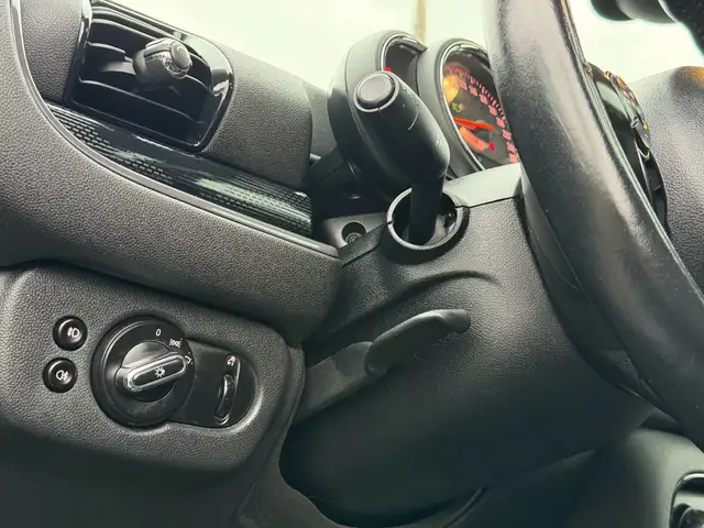 2017 MINI Cooper Clubman 4dr HB S ALL4, AUTO, FREE ONE YEAR OR 2 - Photo 18