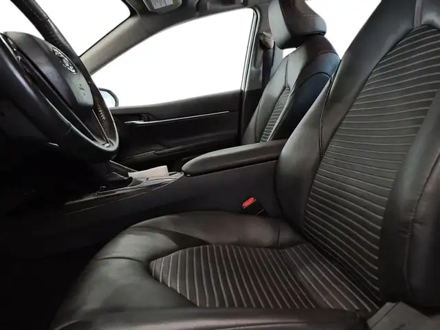 2024 Toyota Camry SE SE | Heated Seats & Wheel - Photo 10