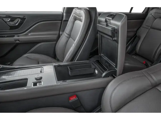 2026 Lincoln Aviator - Photo 11