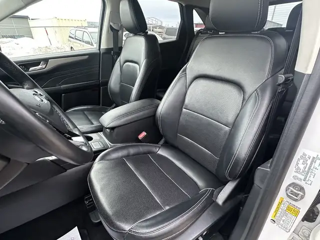 2022 Ford Escape - Photo 10