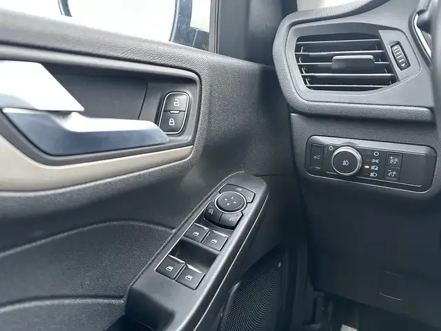 2022 Ford Escape - Photo 19