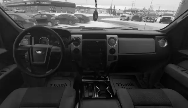 2010 Ford F-150 XL - 5.4L V8! READY FOR HARD WORK! - Photo 14