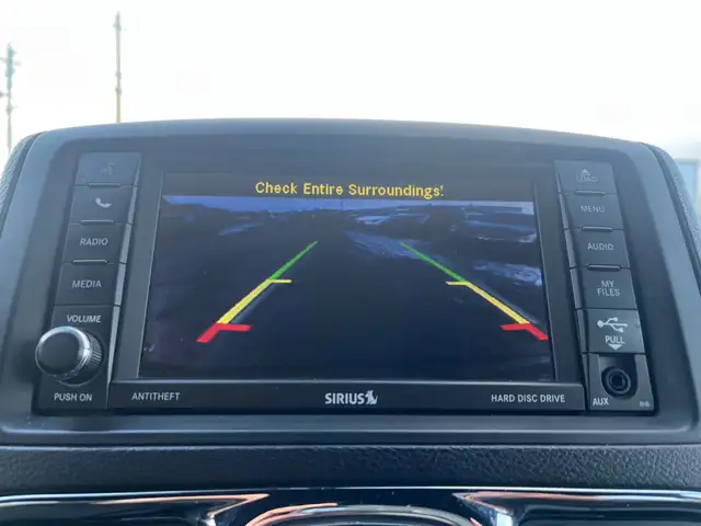 2015 Chrysler Town & Country S | NAVI | BACK-UP CAM | BLIND SPOT - Photo 12