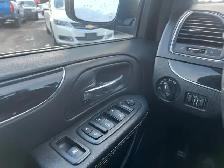 2015 Chrysler Town & Country S | NAVI | BACK-UP CAM | BLIND SPOT - Photo 23