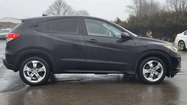 2021 Honda HR-V LX - Photo 7
