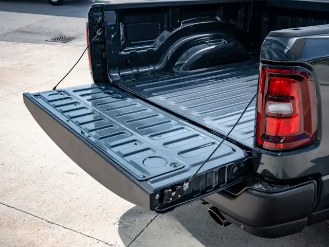 2026 Ram 1500 Rebel - Photo 9