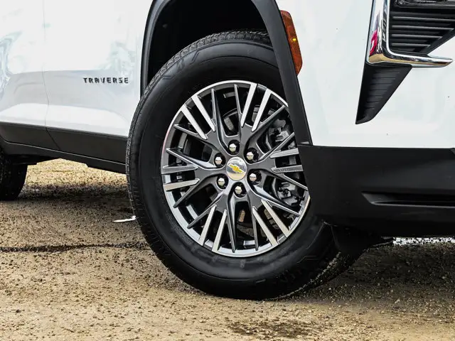 2025 Chevrolet Traverse LT AWD 2.5T - Photo 6