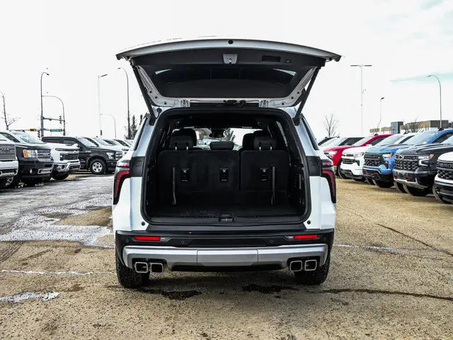 2025 Chevrolet Traverse LT AWD 2.5T - Photo 14