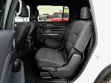 2025 Chevrolet Traverse LT AWD 2.5T - Photo 30