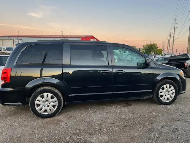 2016 Dodge Grand Caravan 4dr Wgn SXT - Photo 6