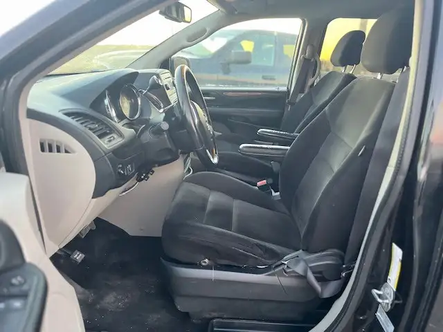 2016 Dodge Grand Caravan 4dr Wgn SXT - Photo 8