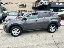 2014 Toyota RAV4 XLE - Photo 2