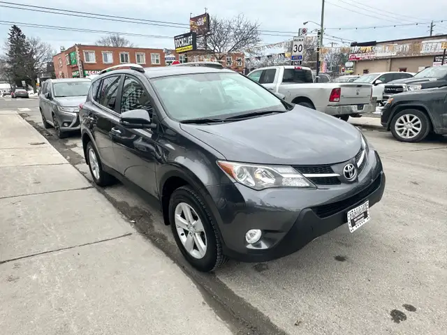 2014 Toyota RAV4 XLE - Photo 24