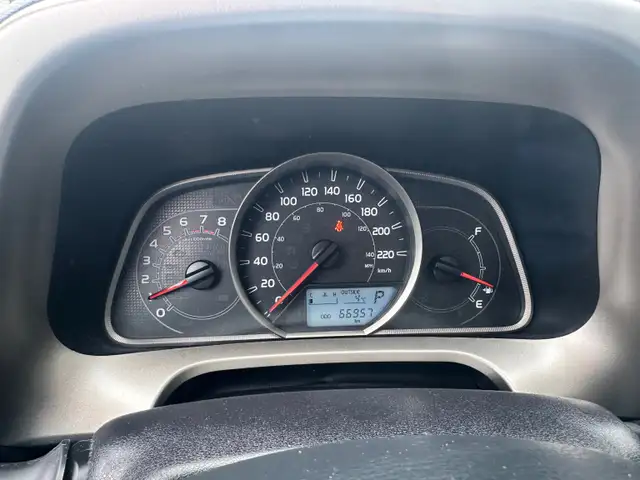 2014 Toyota RAV4 XLE - Photo 32