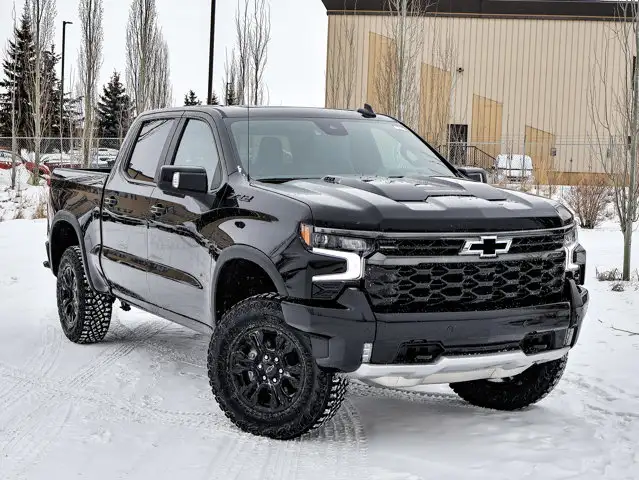2026 Chevrolet Silverado 1500 ZR2 - Photo 2