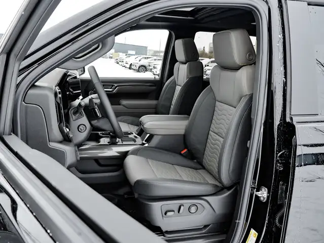 2026 Chevrolet Silverado 1500 ZR2 - Photo 17