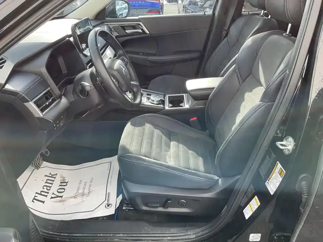 2024 Mitsubishi Outlander Plug-In Hybrid - Photo 8
