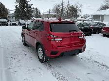 2024 Mitsubishi RVR - Photo 5
