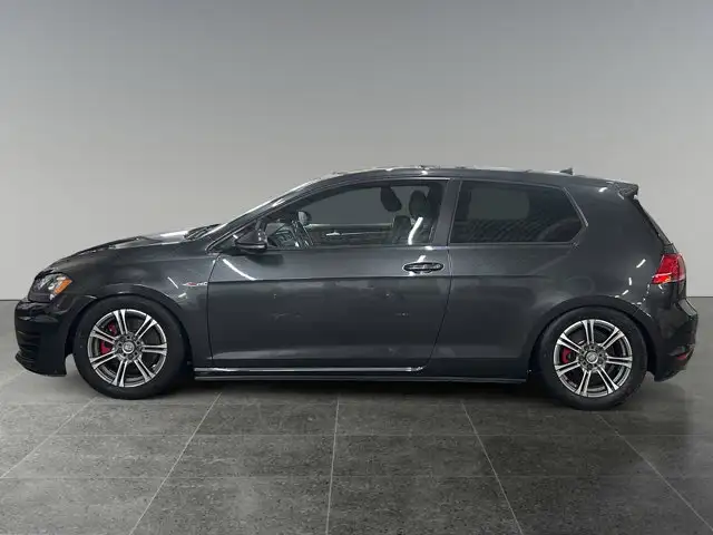 2015 Volkswagen Golf GTI / FWD - Photo 2