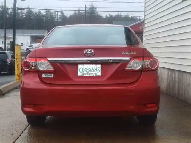 2012 Toyota Corolla - Photo 4