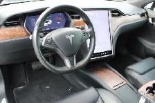2020 Tesla Model S - Photo 9