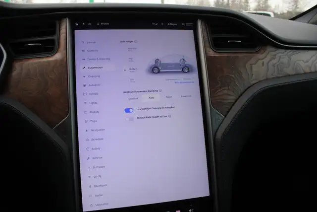 2020 Tesla Model S - Photo 23