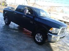 2011 Ram 3500 4x4 CREW CAB LARAMIE 6.7L DIESEL - Photo 4