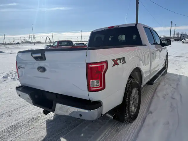 2017 Ford F-150 XLT SuperCrew 6.5-ft. Bed 4WD - Photo 4
