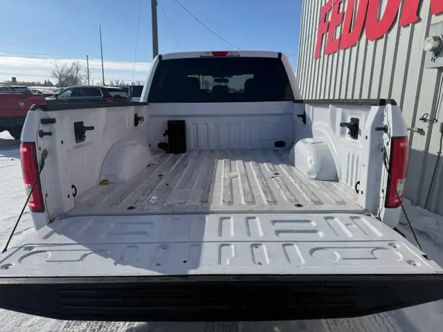 2017 Ford F-150 XLT SuperCrew 6.5-ft. Bed 4WD - Photo 5