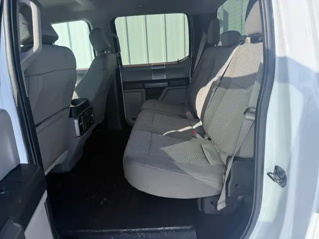 2017 Ford F-150 XLT SuperCrew 6.5-ft. Bed 4WD - Photo 9