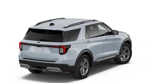 2026 Ford Explorer Active - Photo 3