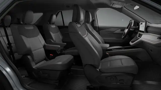 2026 Ford Explorer Active - Photo 6