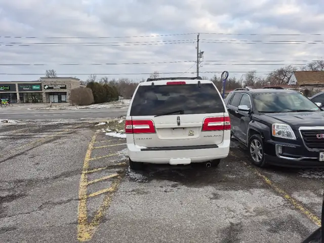 2012 Lincoln Navigator