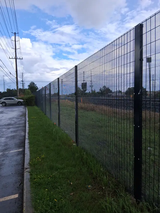 Fence Forman/woman - Photo 3