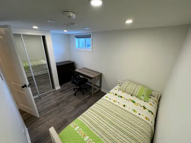 Female Student Rooms Oshawa | All-Inclusive | New - Photo 7