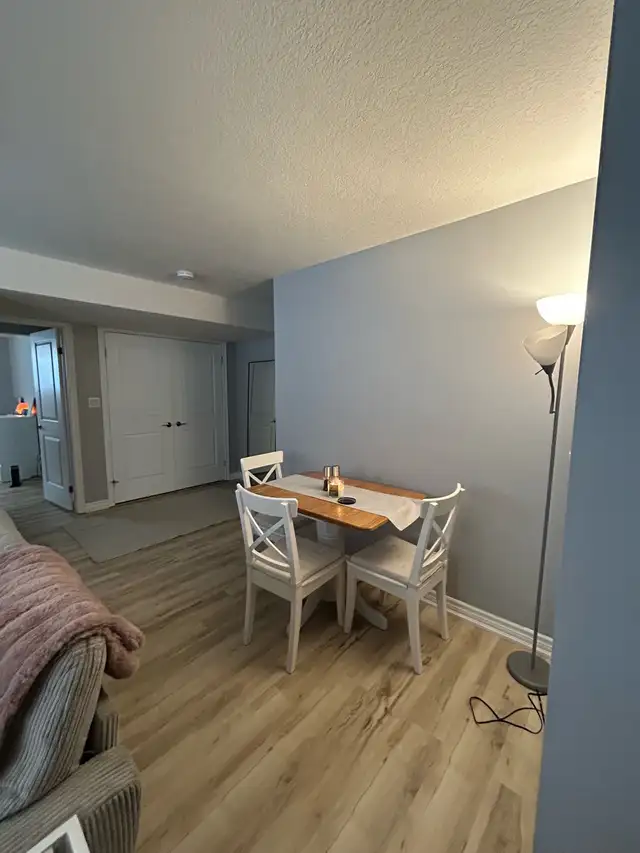 Two Bedroom Legal Basement Apartment - Photo 6