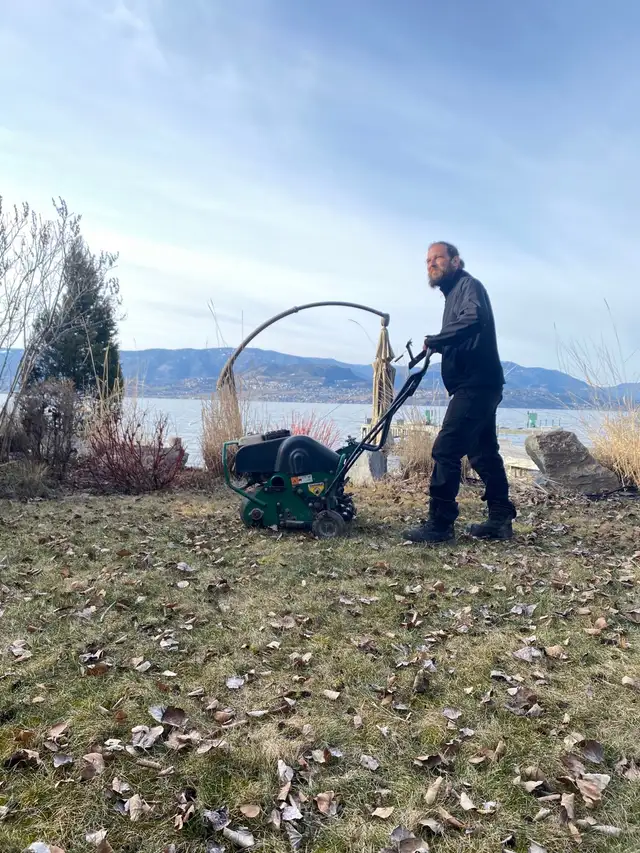 Hiring Labour $150-225 per day! - Photo 3