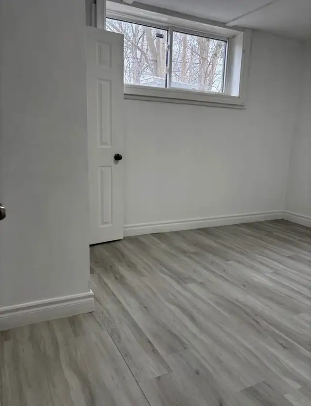2 bedroom basement apt at Lawrence/Markham available now - Photo 5