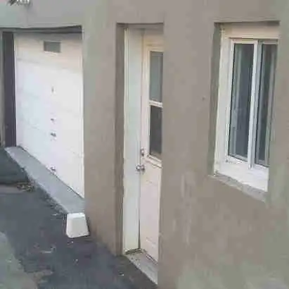 31/2 basement apartment chomedey heat, electric incl