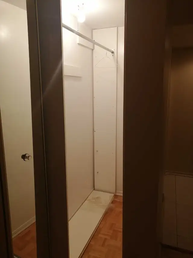 31/2 basement apartment chomedey heat, electric incl - Photo 6