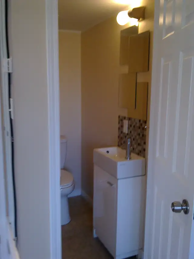 New and Stylish One or Two Bedroom Apartment - Photo 4