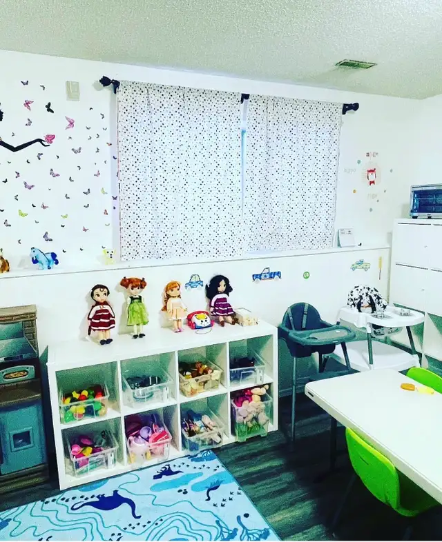 dayhome/daycare - Photo 9