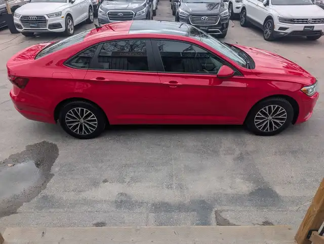 2019 Volkswagen Jetta - Photo 3