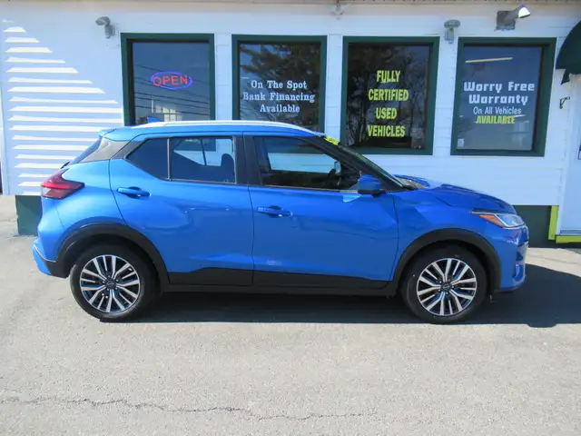 2024 Nissan Kicks SV Off Lease | Heated Seats | Heated Steering - Photo 6