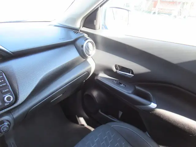 2024 Nissan Kicks SV Off Lease | Heated Seats | Heated Steering - Photo 25