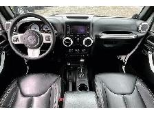 2014 Jeep WRANGLER UNLIMITED Polar Edition | Heated Leather | AS - Photo 15