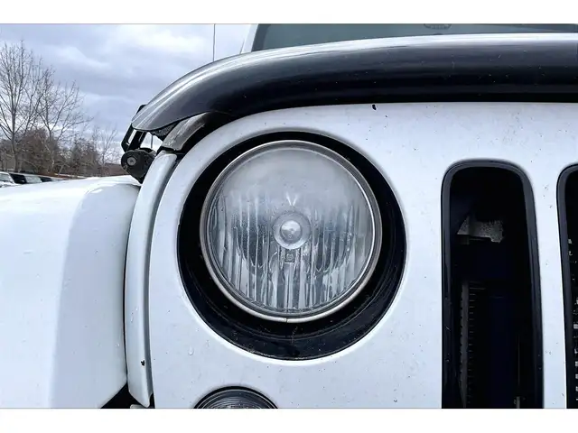 2014 Jeep WRANGLER UNLIMITED Polar Edition | Heated Leather | AS - Photo 30